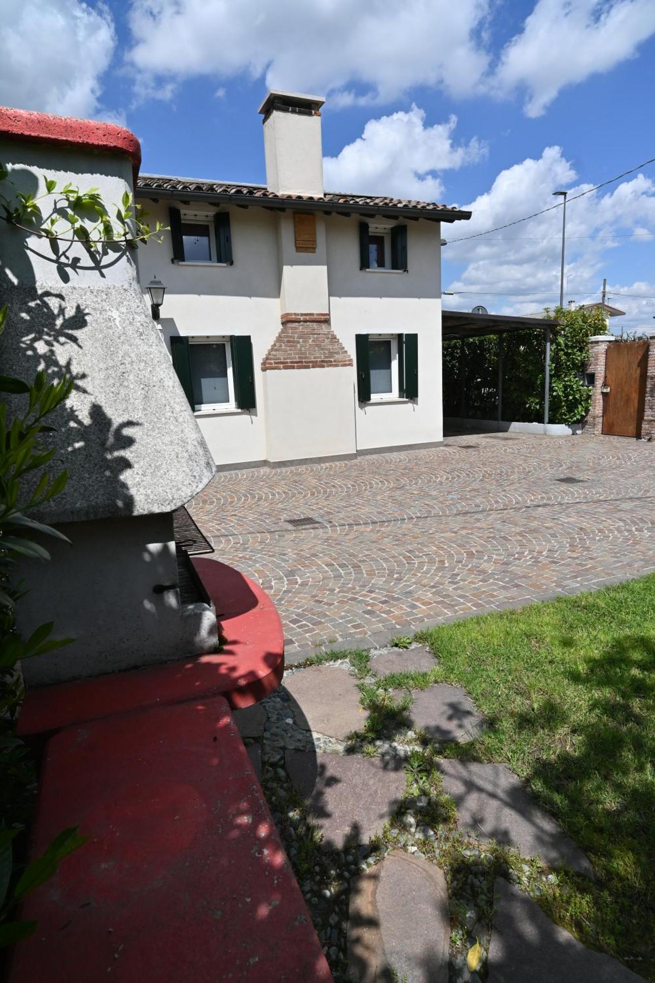 Ca Centosa Artistic House Villa Storica Ristrutturata Con Patio E Giardino Cittadella Eksteriør billede